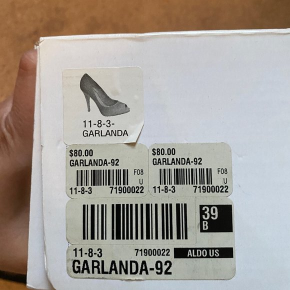 Used, Aldo Garlanda black sequin size 8 peep toe heels, with matching sequin kis - Picture 3 of 3